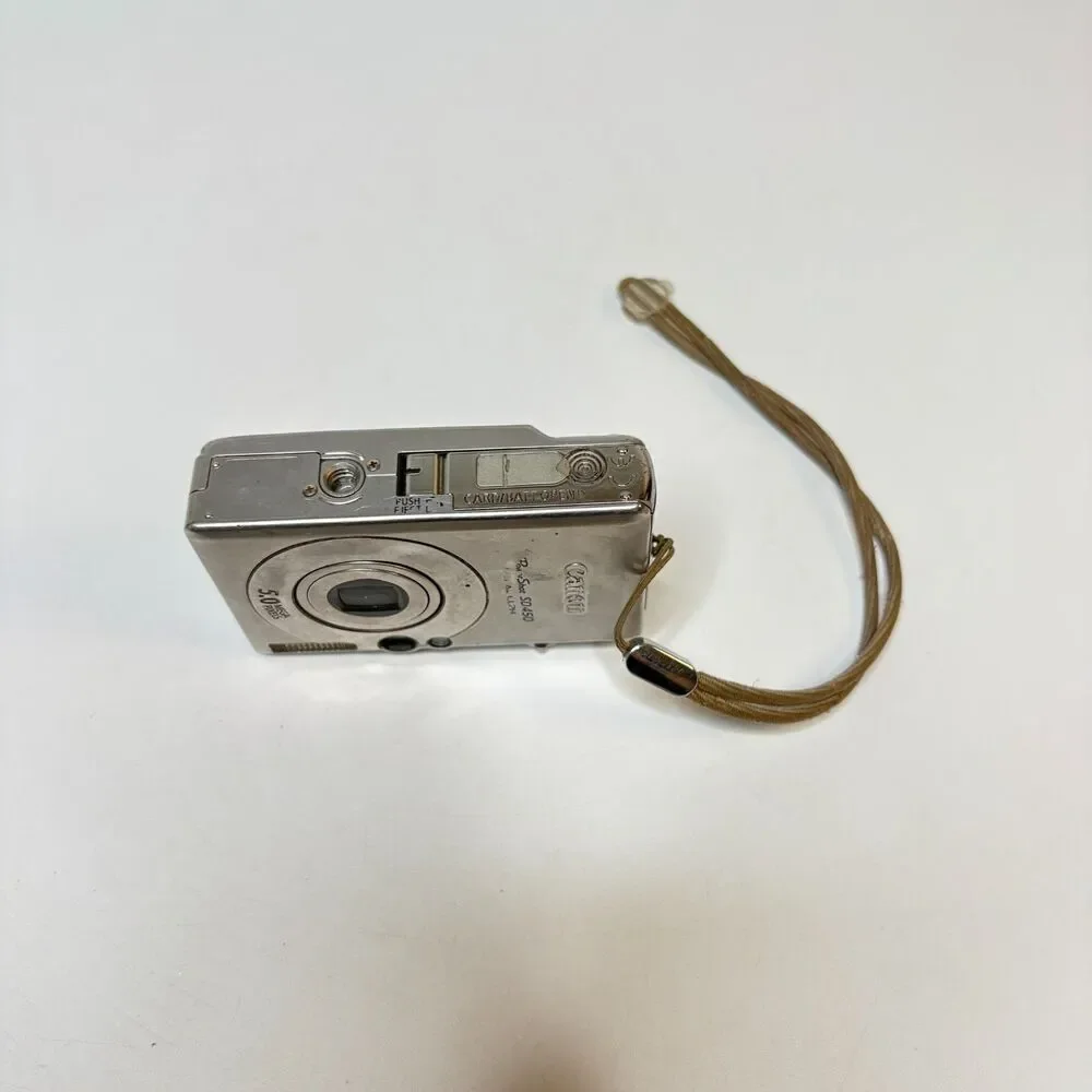 CANON POWERSHOT SD450 5.0MP *NOT WORKING / FOR PARTS AND REPAIRS ONLY*